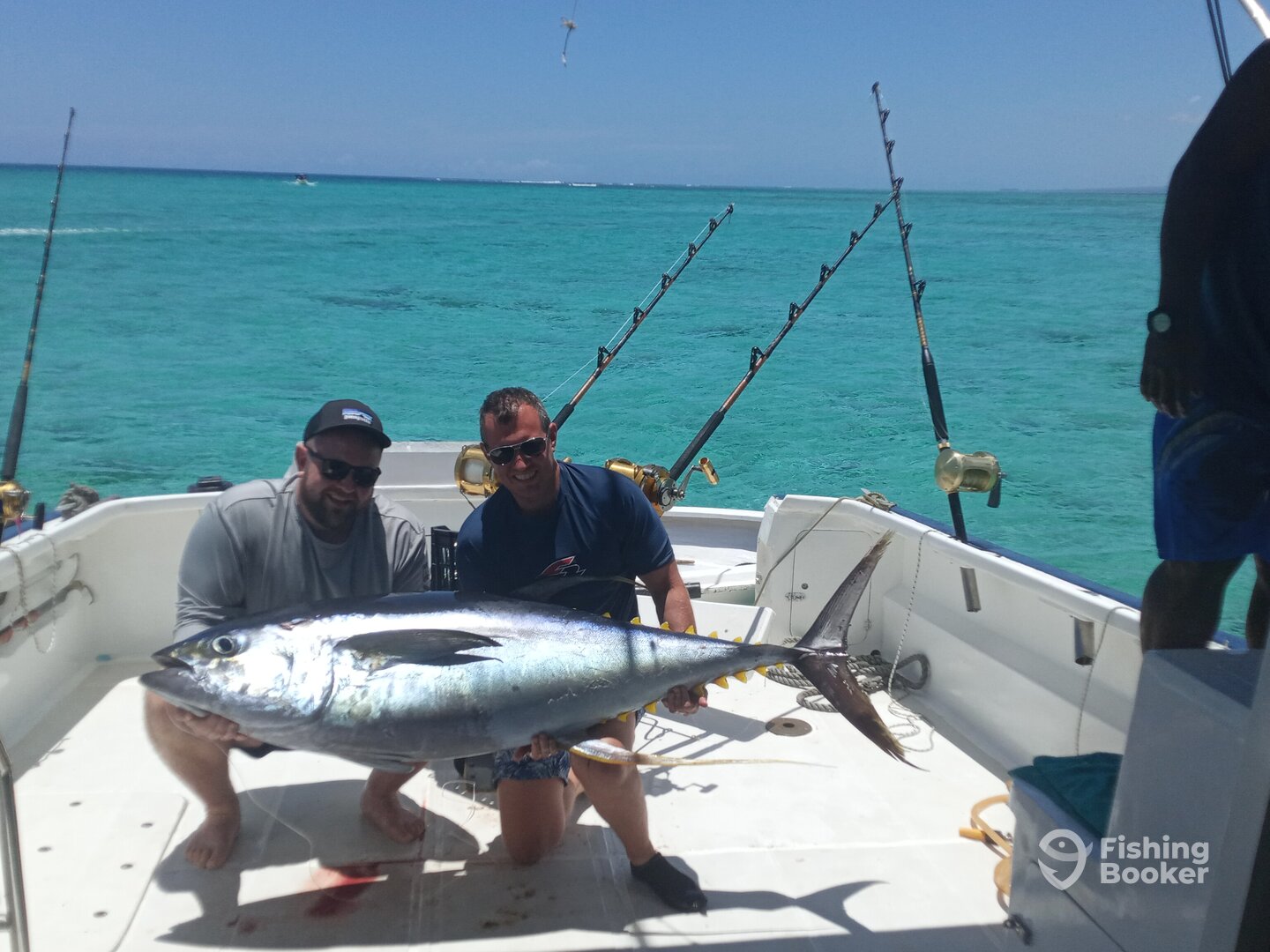 Le Morne Report Photo 0