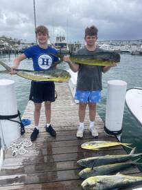 The kids in on the Mahi actio