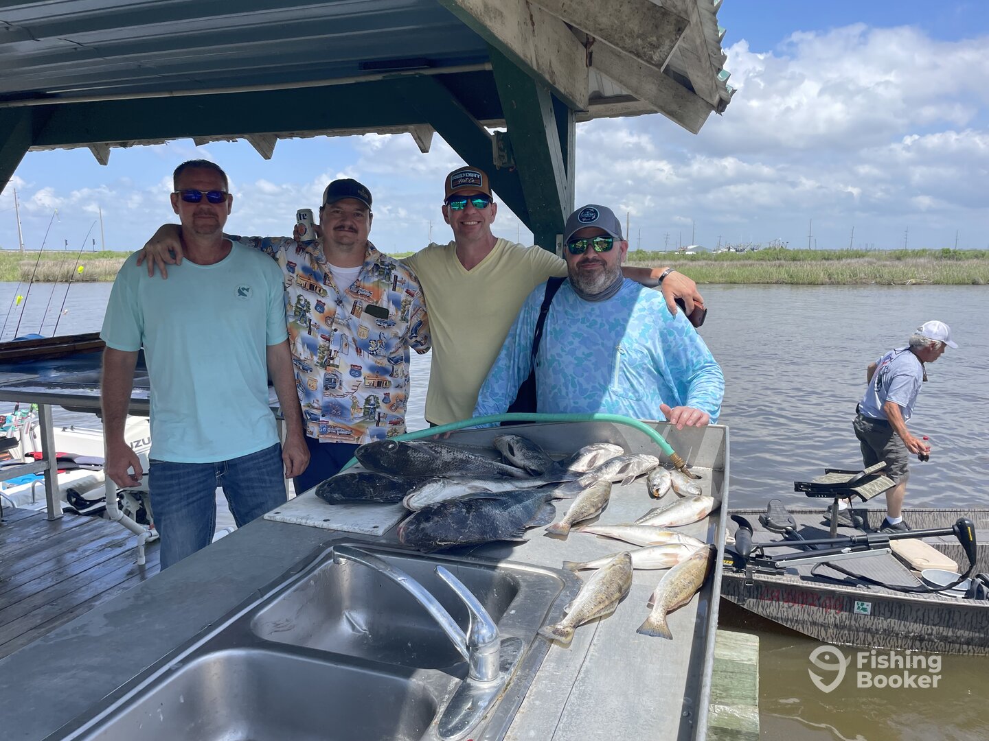 Mr Billy and his crew caught a mess this am !!