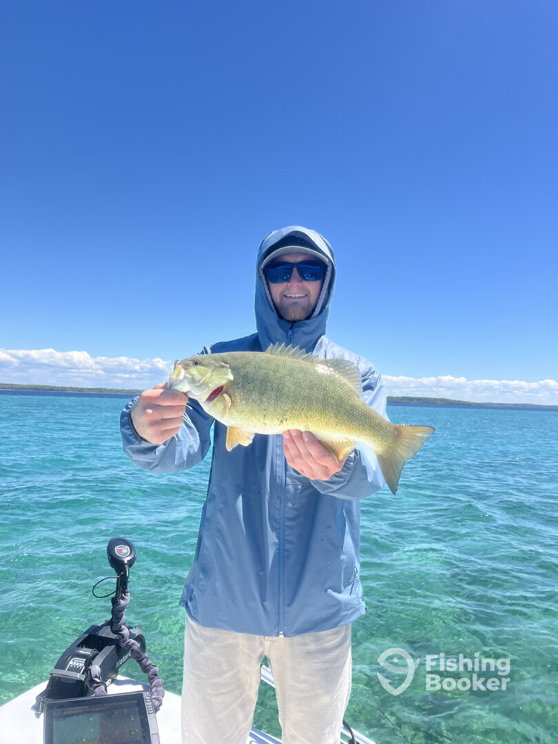 Suttons Bay Report Photo 0