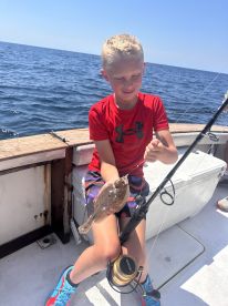 Great charter, captain and first mate. Scenic and adventurous day!