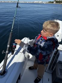 Laid back captain, beautiful boat. 