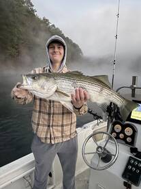 Striper fishing on Carter\u2019s Lake