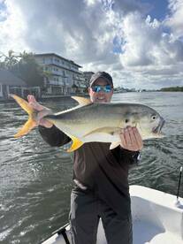 Captin Dennis put us on fish.