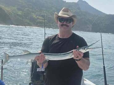 4 species in one day !!! plus HUMPBACKS!!!