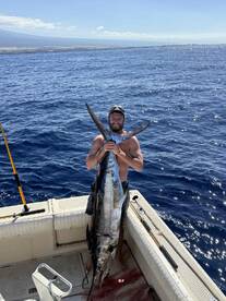 come here to catch fish