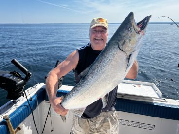 Fishing with captain Mike, Vittorio e Rocco and me