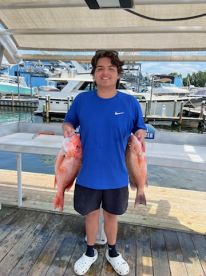 Alance was a great Captain. We cought fish and had a great time.