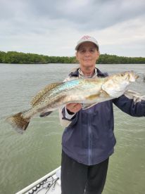 Amazing day of fishing in 10,000 islands.