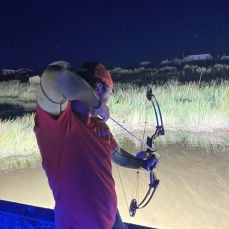 Southern Paradise Bow Fishing